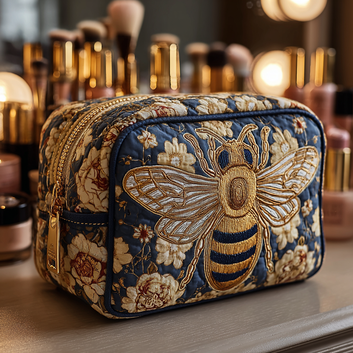 Delilah – Gewatteerde toilettas met bijen en bloemen
