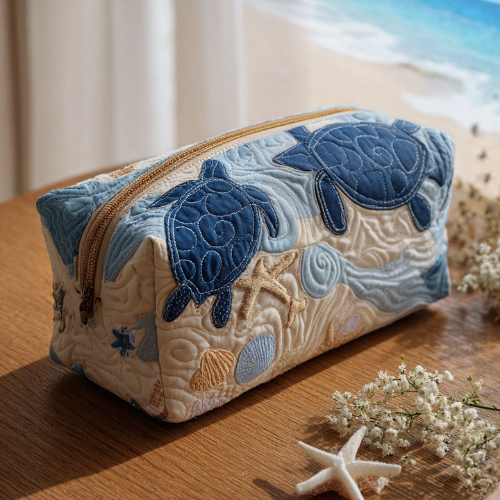 Everly – Gewatteerde toilettas met blauwe schelpen