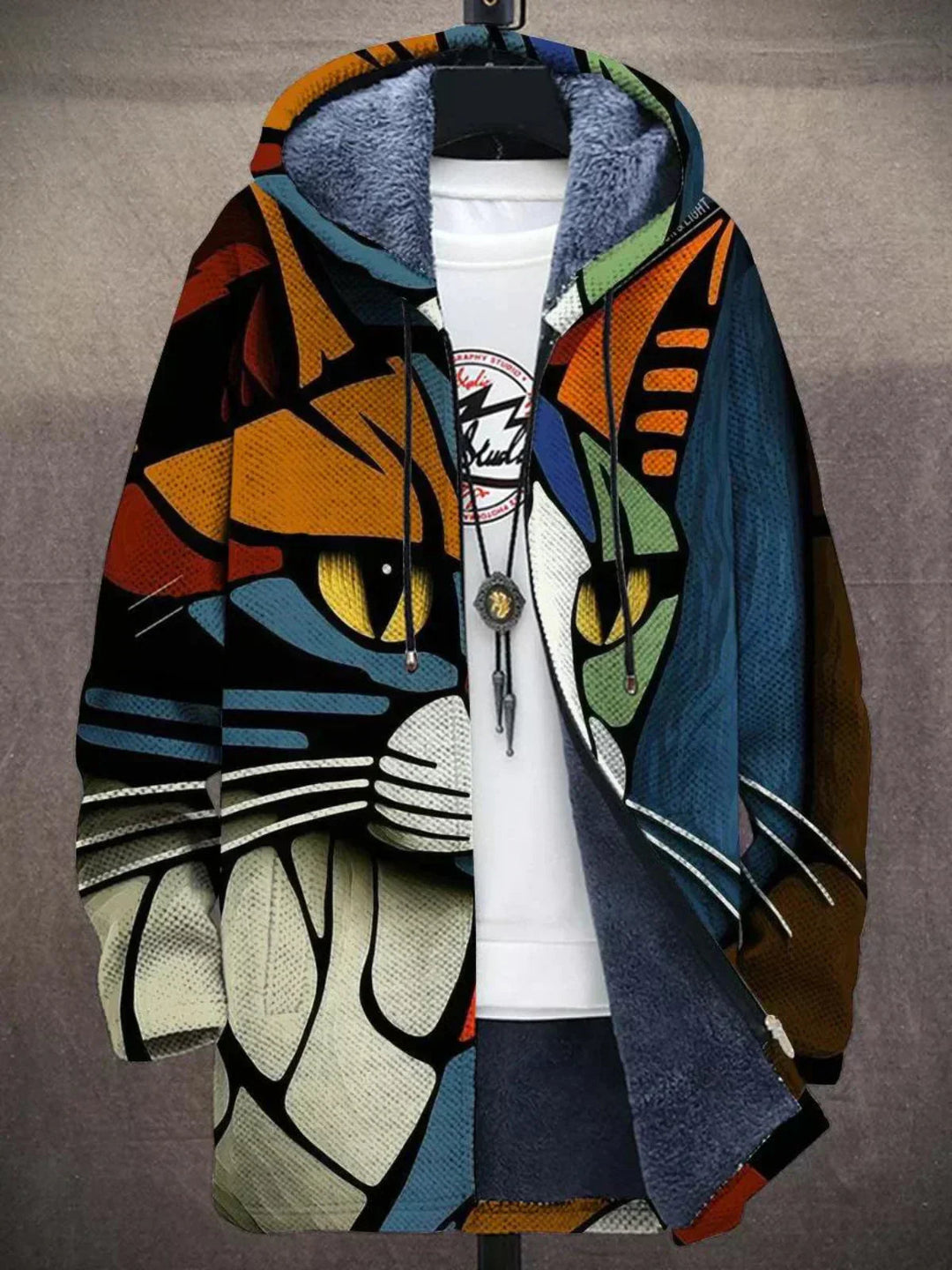Sarah - Luxurious, artistically inspired zip-up hoodie