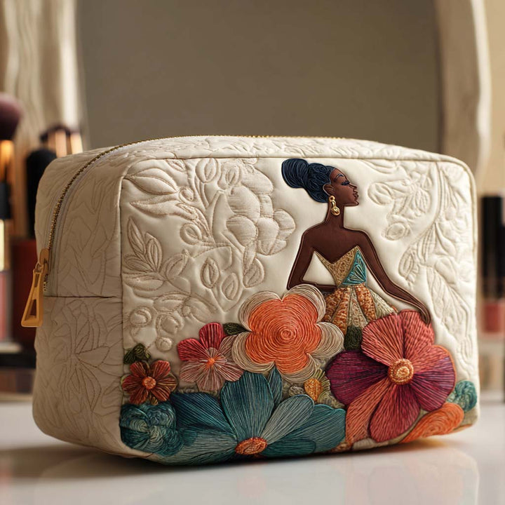 Loretta – Gewatteerde toilettas met elegante bloemen
