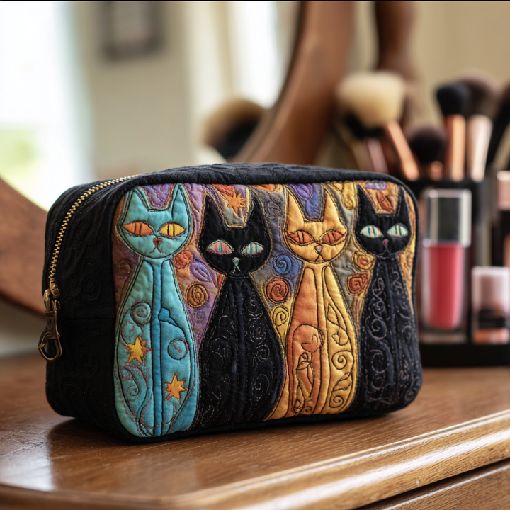 Novalee – Gewatteerde toilettas met dromende kat