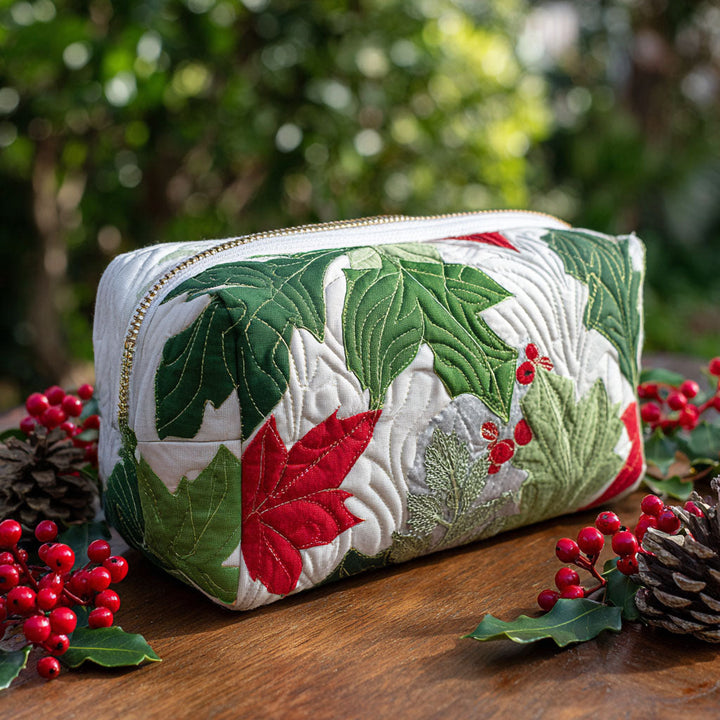 Rachel – Gewatteerde toilettas met kerstgroen